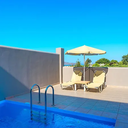 Solimar Aquamarine Resort