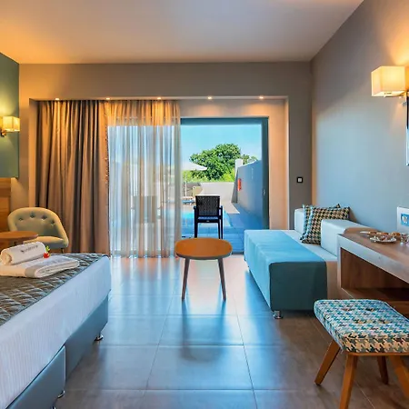 Solimar Aquamarine Resort 5*