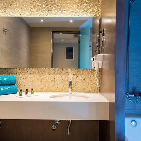 Solimar Aquamarine Resort